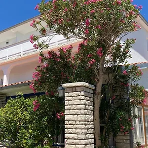 Bed & Breakfast Aco, Barbat na Rabu